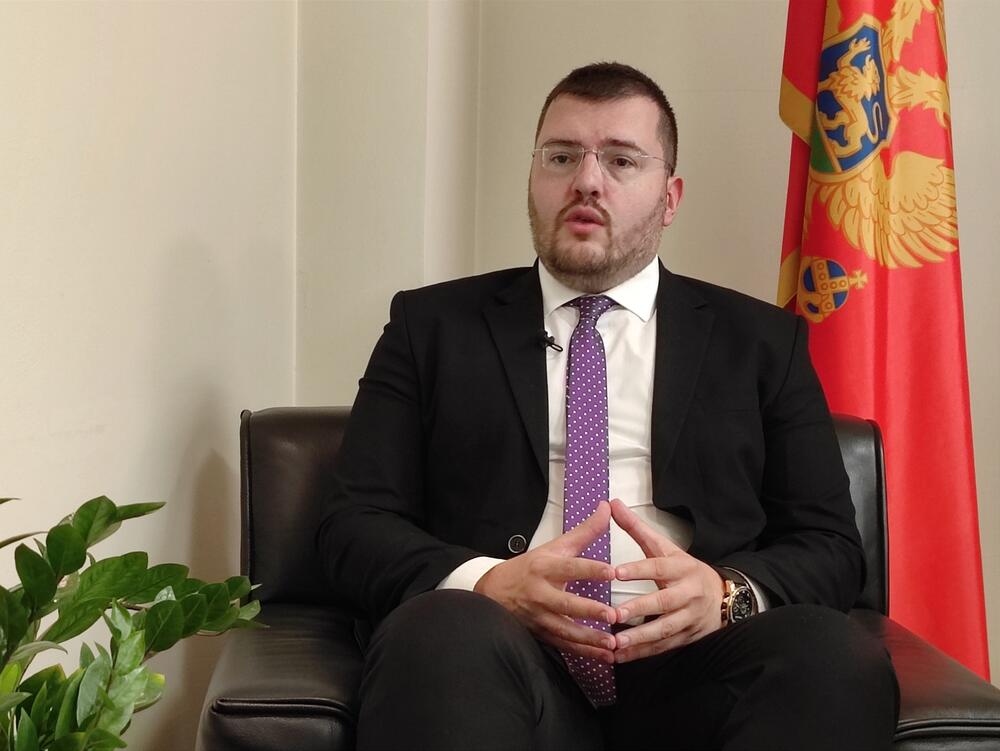 Kabinet Koprivice: Emisioni krediti bili su osmišljeni kao...