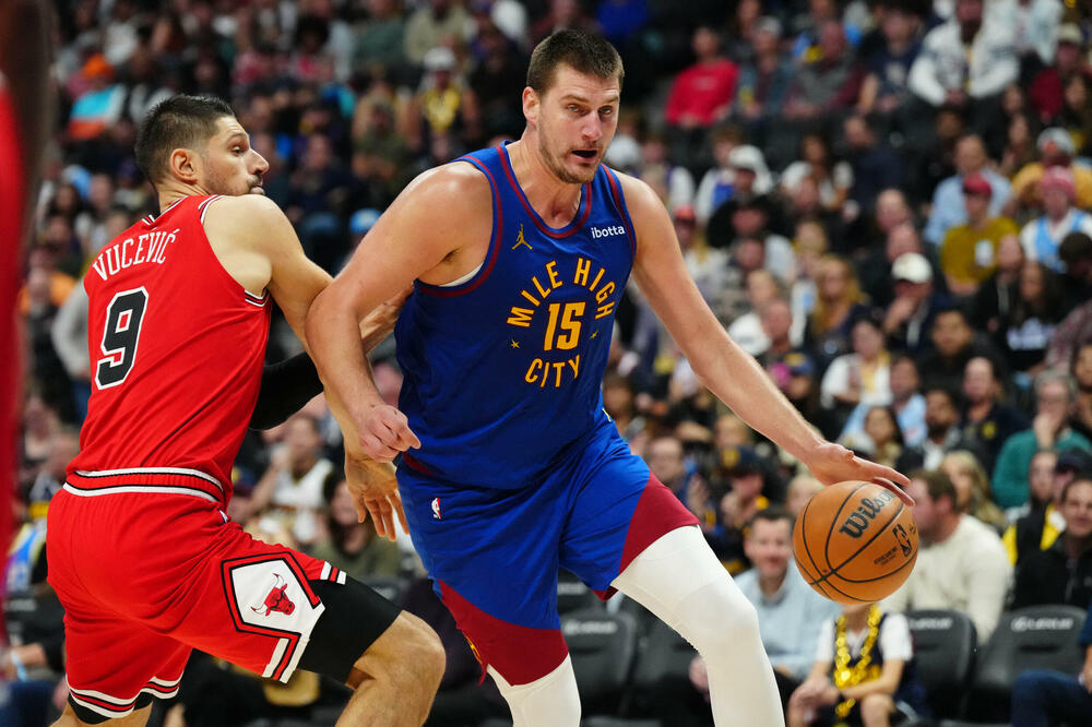 Ni Vučević nije imao odgovor na sjajnu igru Jokića, Foto: REUTERS