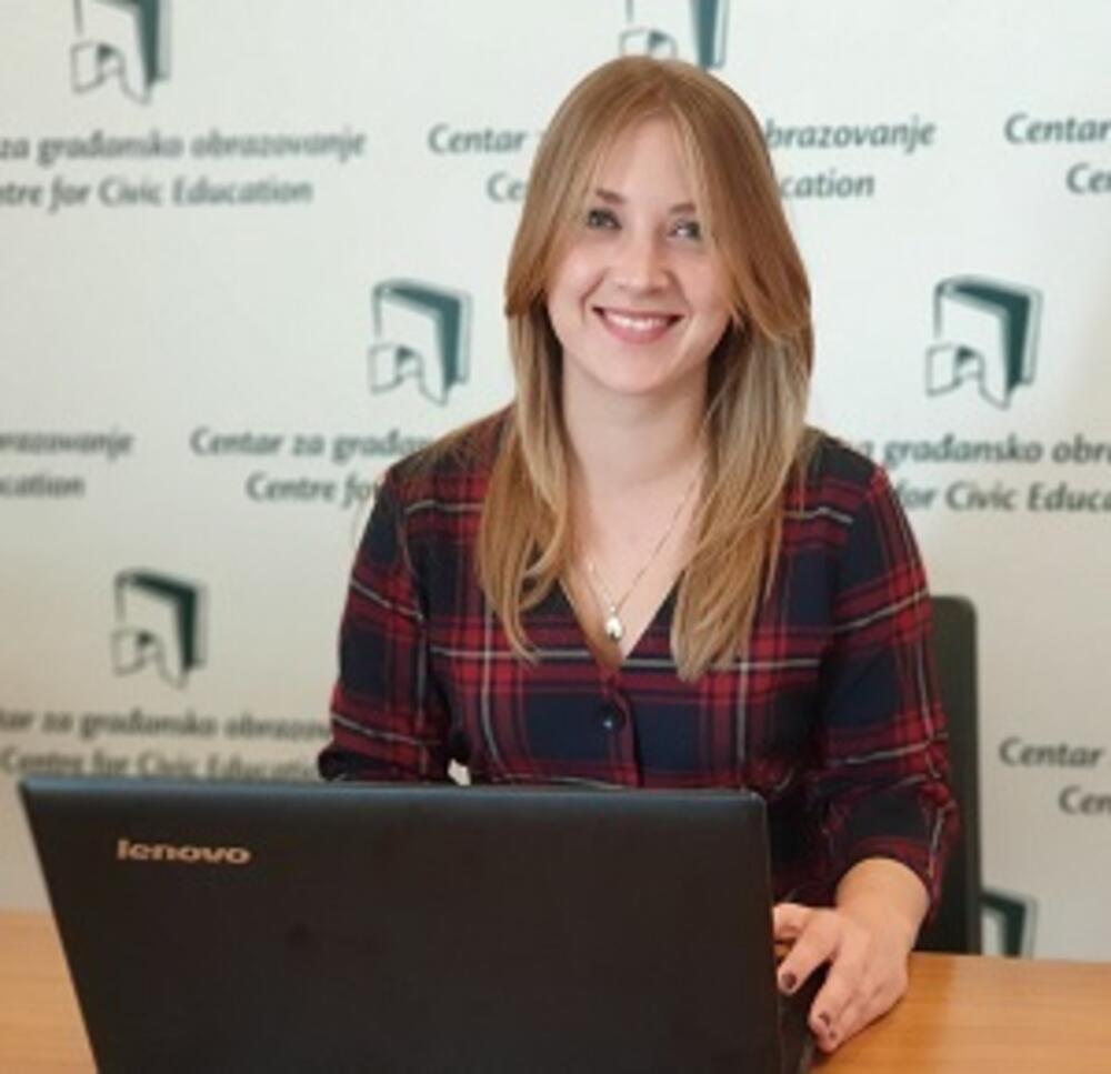 Društvo primarno oblikuju stereotipi i predrasude: Marinović