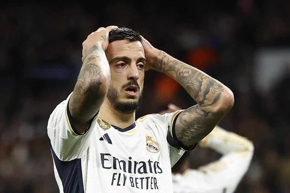 Hoselu u očaju nakon jednog od brojnih promašaja, Foto: Reuters/Juan Medina