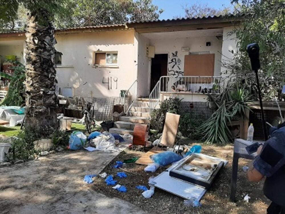 <p>Od Tel Aviva, preko kibuca gdje je Hamas napravio masakr, do sablasno praznog Jerusalima, djeluje da mir između Izraela i Palestinaca nikad nije bio dalji</p>