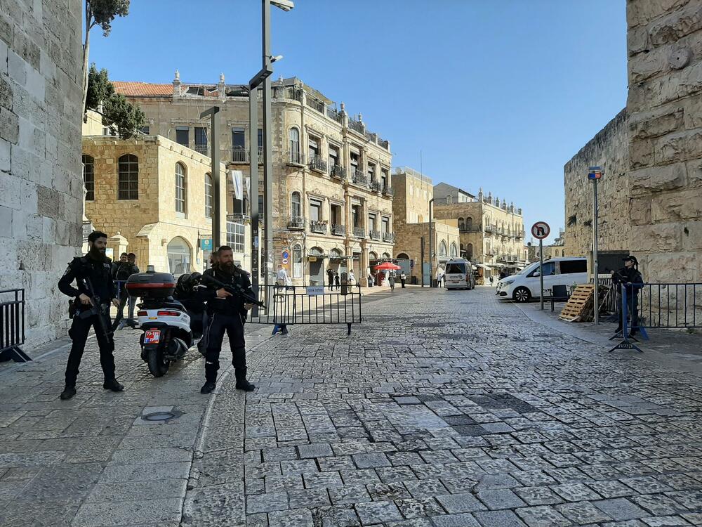 Ulice Jerusalima su neuobičajeno prazne