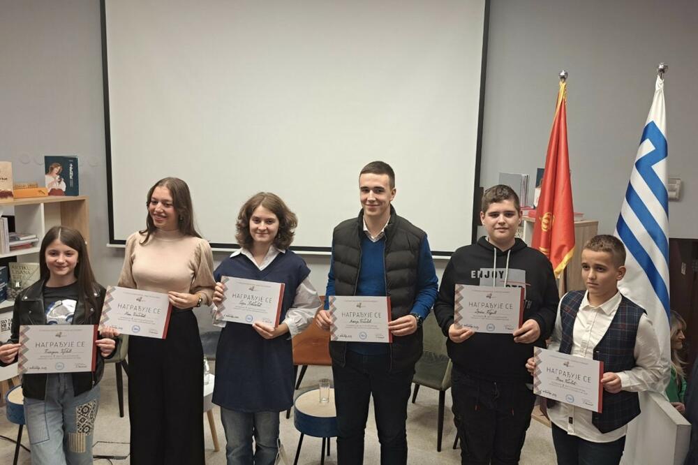 Dobitnici nagrada, Foto: Privatna arhiva