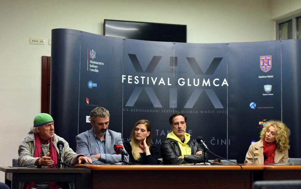 <p>Od 6. do 11. novembra u Nikšiću glumci iz regiona, zajedno sa publikom, imaće priliku da postanu bolji, a tu priliku će im pružiti 19. izdanje Međunarodnog festivala glumca</p>
