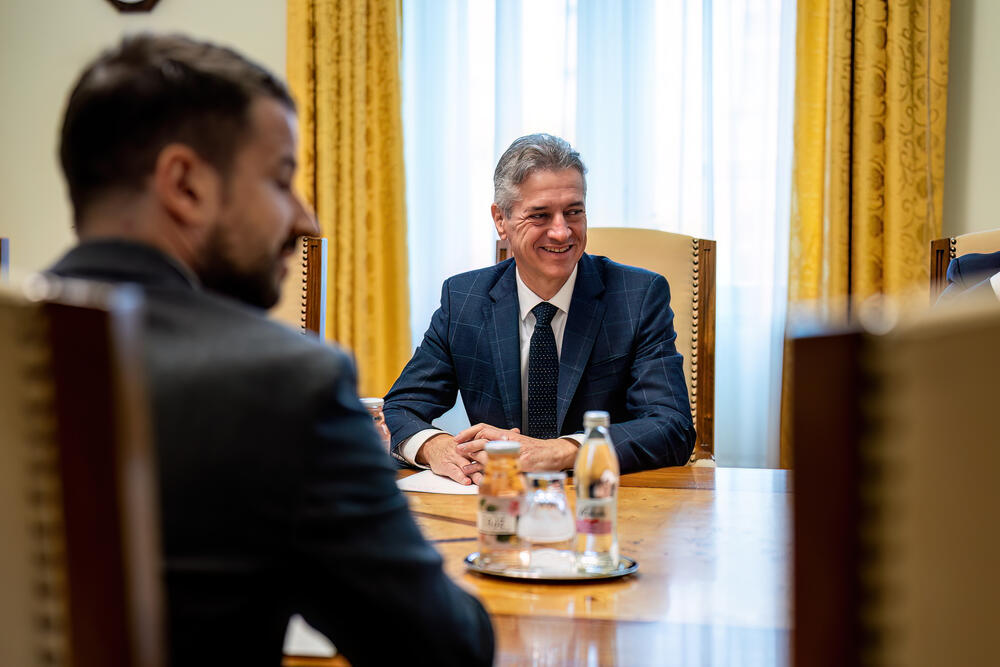 <p>"Teme razgovora bile su unapređenje bilateralne saradnje između dvije države, snažnija podrška Slovenije ubrzanju evropskog puta Crne Gore i jačanje ekonomske saradnje"</p>