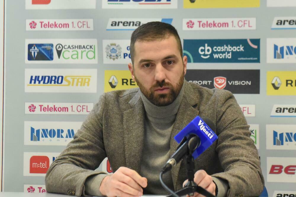 Risto Lakić