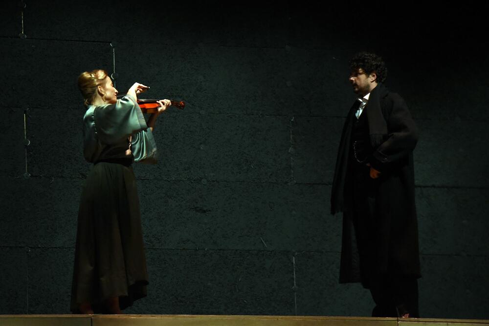 Detalj sa predstave "Očevi i oci", Foto: Luka Zeković