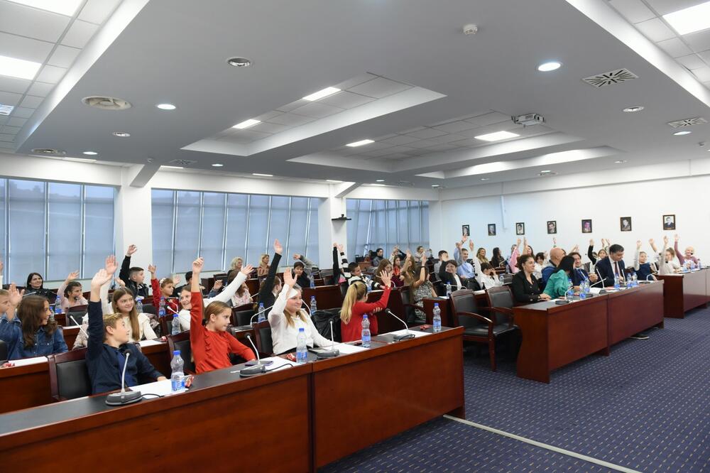 Detalj iz tivatskog parlamenta, Foto: Opština Tivat