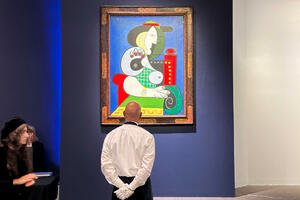 Pikasova slika "Žena sa satom" prodata na aukciji za 139 miliona...