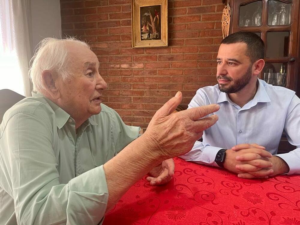 <p>Direktor Uprave za saradnju sa dijasporom-iseljenicima u radnoj posjeti, između ostalog predstavljene ekonomske mogućnosti za saradnju između dvije države</p>