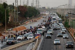 Porodice talaca krenule na protestni marš od 63 kilometra na putu...