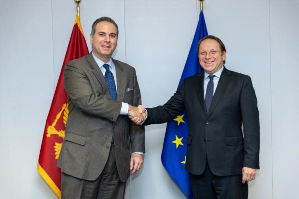 <p>On je rekao da postoji optimizam i riješenost u Crnoj Gori da se imenovanja u pravosuđu dese do kraja godine u parlamentu</p>