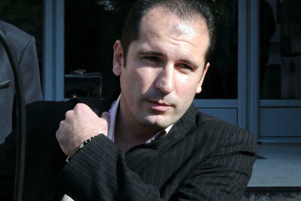 Kavarić, Foto: Luka Zekovic