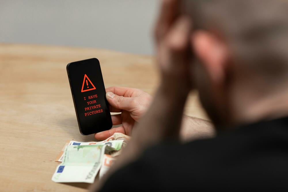 Novac šaljite samo prijateljima i porodici, savjetuju iz Wester uniona, Foto: Shutterstock