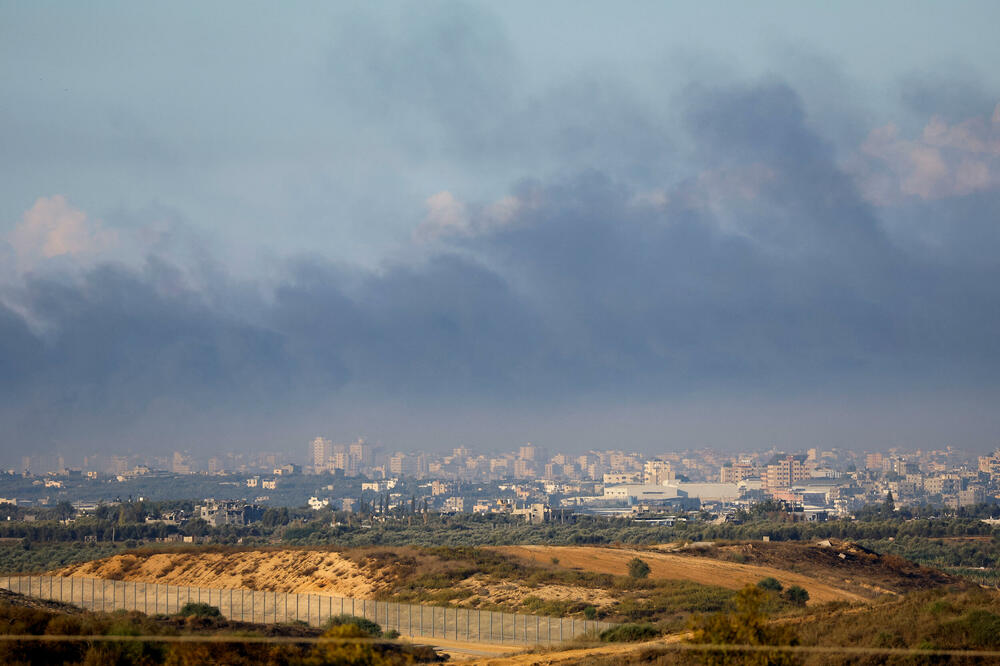 Dim iznad Gaze, Foto: Reuters