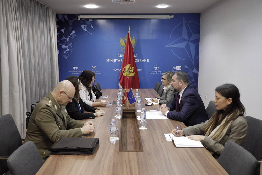 Oana Kristina Popa, Dragan Krapović