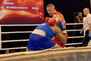 Đinović and Marković were also honored by Mirko Puzović for their skills in the ring