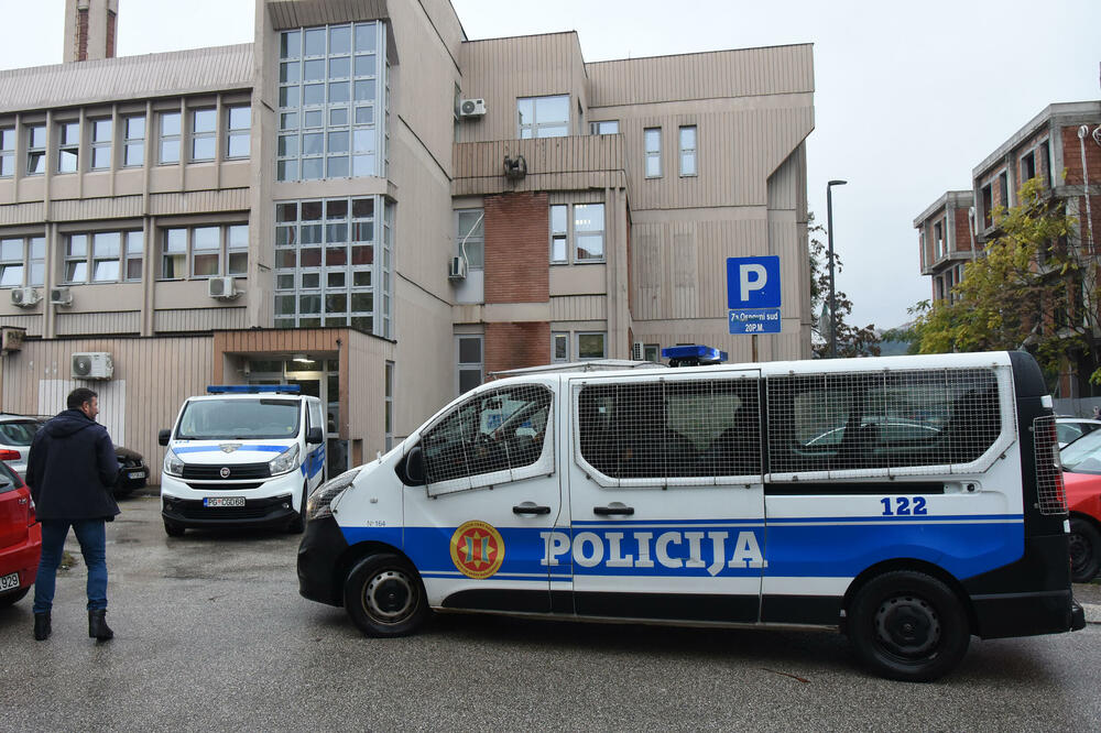 Uhapšeni će danas biti saslušani u tužilaštvu (ilustracija), Foto: Luka Zekovic