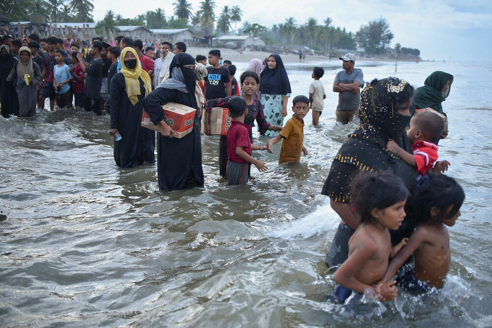 <p>Prema Agenciji UN za izbjeglice (UNHCR), više od 2.000 Rohindža, od kojih su mnogi izbjeglice u Bangladešu, uputilo se ka Indoneziji ili Maleziji 2022. godine. Oko 200 ih je poginulo ili se vodi kao nestalo</p>