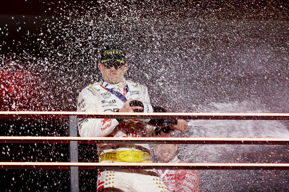 Ferstapen je otvorio šampanjac u gradu zabave, Foto: REUTERS