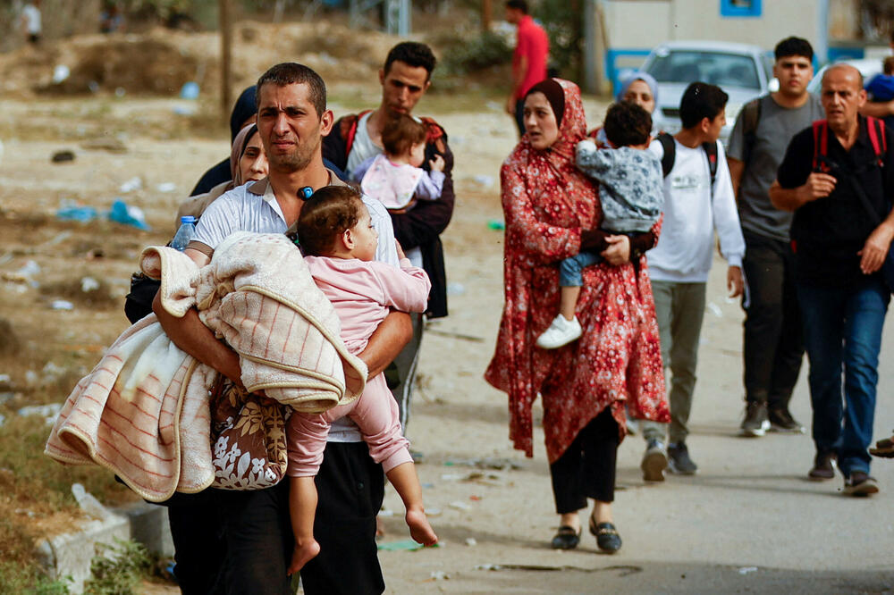 Roditelji sa djecom u Gazi (Ilustracija), Foto: Reuters