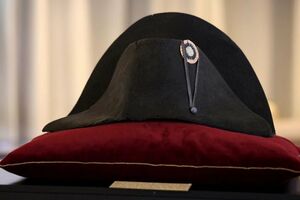 Kapa Napoleona Bonaparte prodata na aukciji za blizu dva miliona...