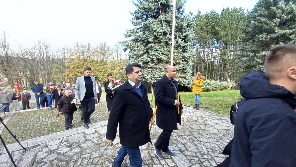 <p>Predsjednik Opštine Pljevlja smatra da će se 20. novembar zadnji put slaviti kao Dan opštine s obzirom da se skupštinska većina nedavno usvojila 27. oktobar za novi dan Opštine</p>