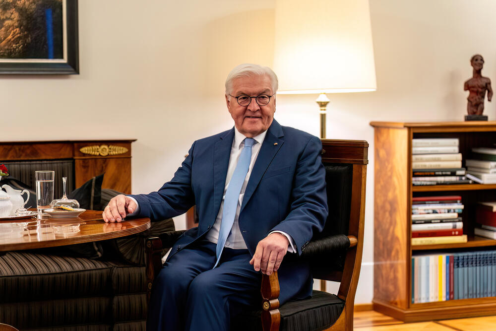 <p>Štajnamer je istakao da Njemačka snažno podržava Crnu Goru, da Evropska unija treba pozitivan primjer i da je siguran da Crna Gora to može biti</p>