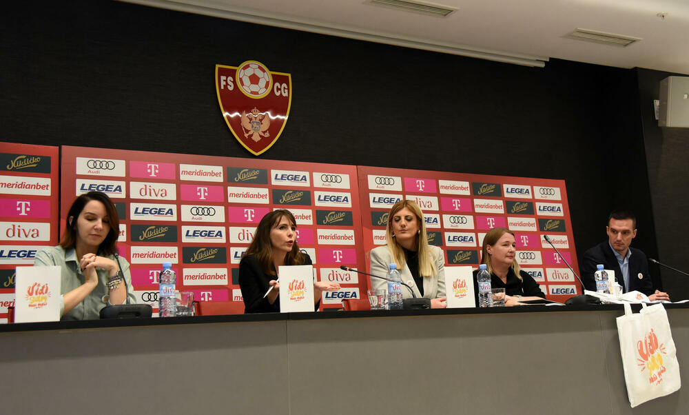 <p>"Edukacijom mladih želimo doprijeti do svake ćelije društva. Uključivanje Jovetića i Savića pojačava našu poruku i naglašava hitnost reakcije svih nas kako bi se nasilje spriječilo i suzbilo", rekla je Leirtoe</p>