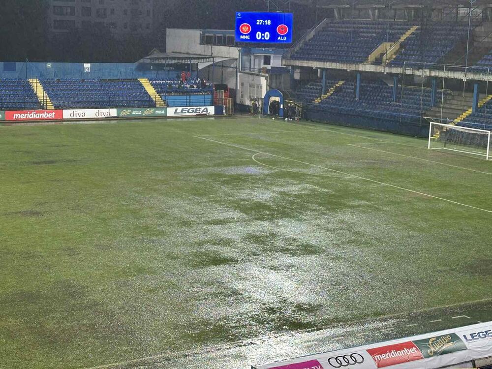 Mlada fudbalska reprezentacija Crne Gore