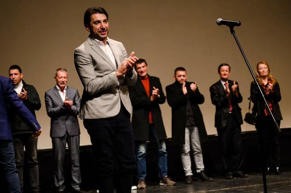 Reditelj Šahmanović 