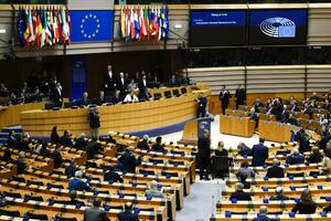 The European Parliament passed a new regulation on media freedom: Answer...
