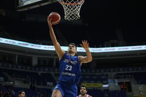 Težak poraz Mornara u Istanbulu