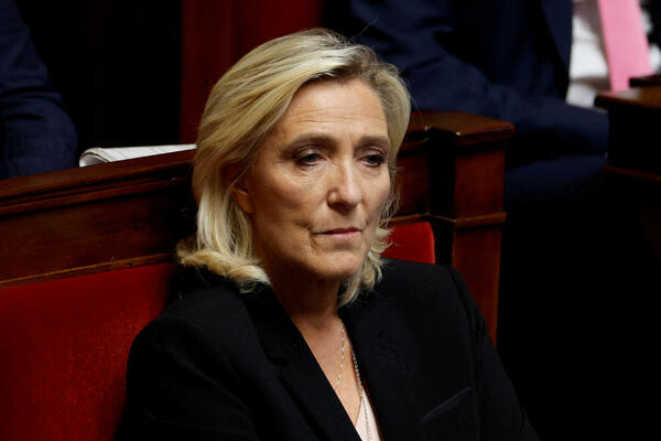 Ne, Le Pen nije žrtva političke namještaljke