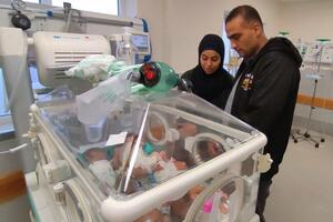 Prijevremeno rođene bebe iz Gaze ponovo sa roditeljima: „Čudo je...
