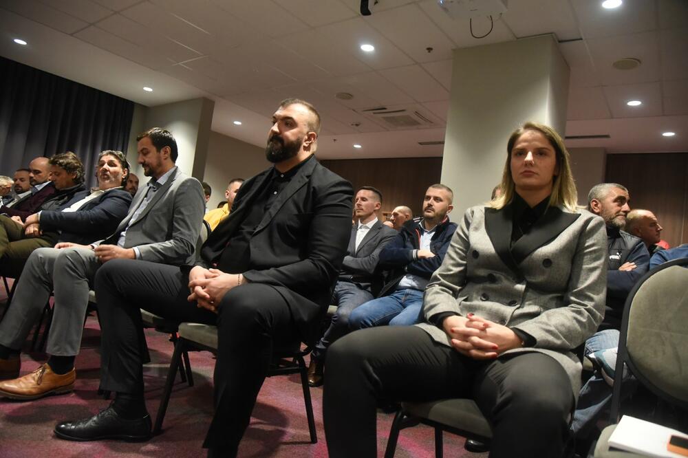 Dubljević i Peković tokom današnje Izborne skupštine, Foto: Luka Zeković