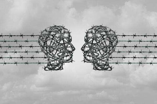 Odakle dolazi tolika mržnja?