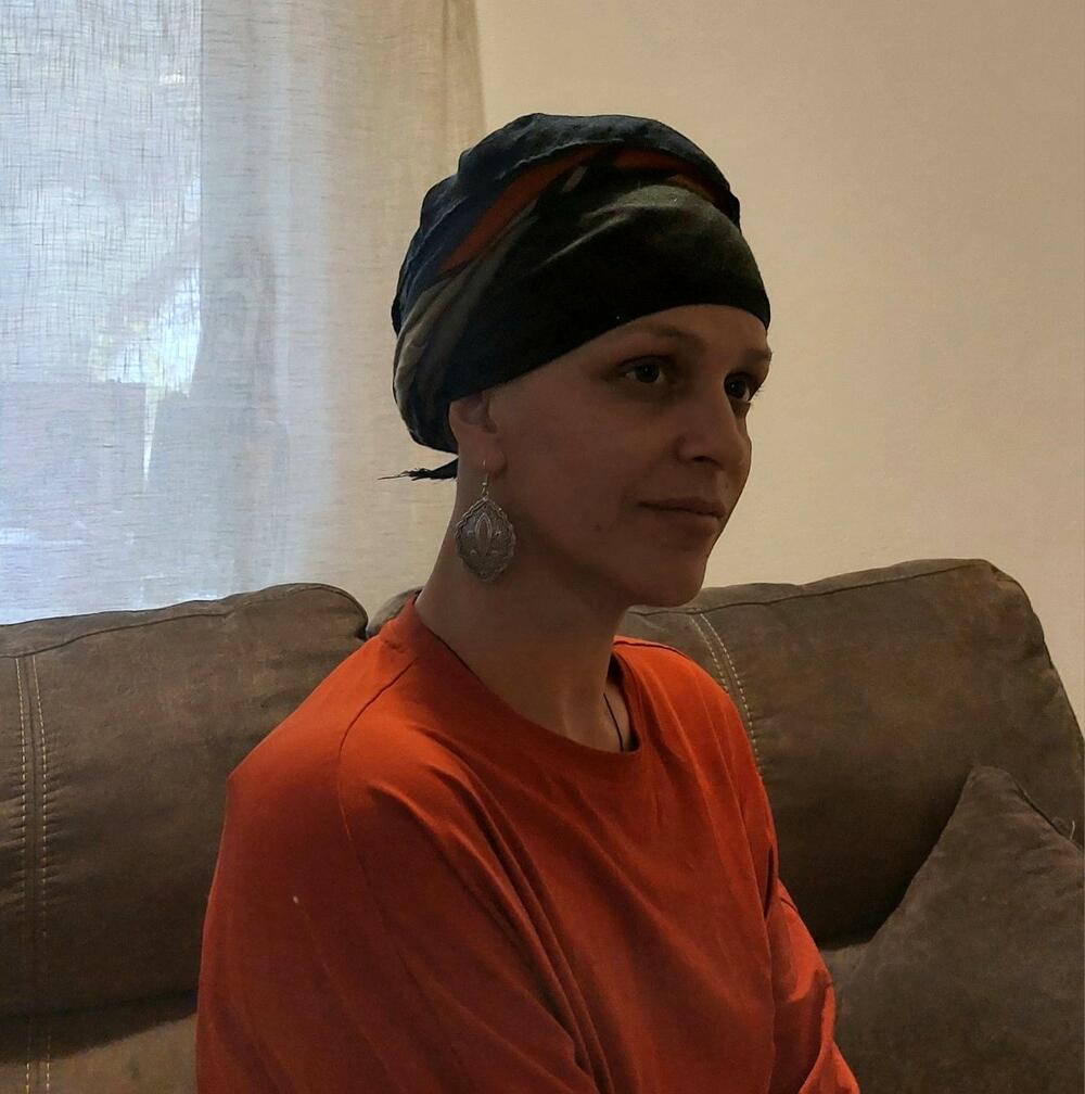 раком прикрыла пизду рукой Милица борется с раком и открыла бизнес под девизом «Это пройдет»