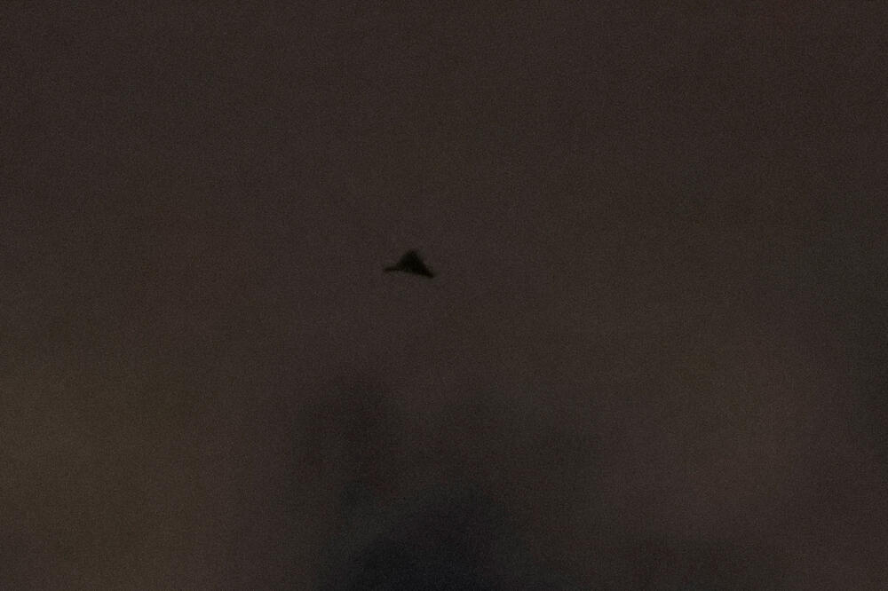 <p>Ukrajinski predsjednik Volodimir Zelenski rekao je da je Rusija preko noći lansirala preko 70 bespilotnih letjelica iranske proizvodnje "Šahed" na Ukrajinu, od kojih je većina oborena</p>