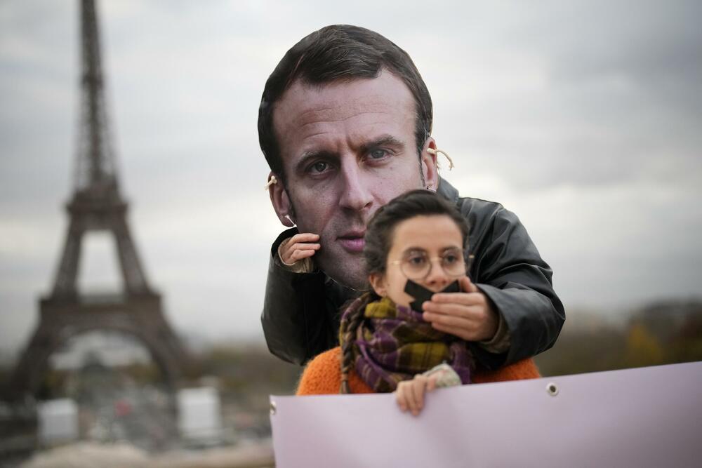 Sa protesta u Parizu