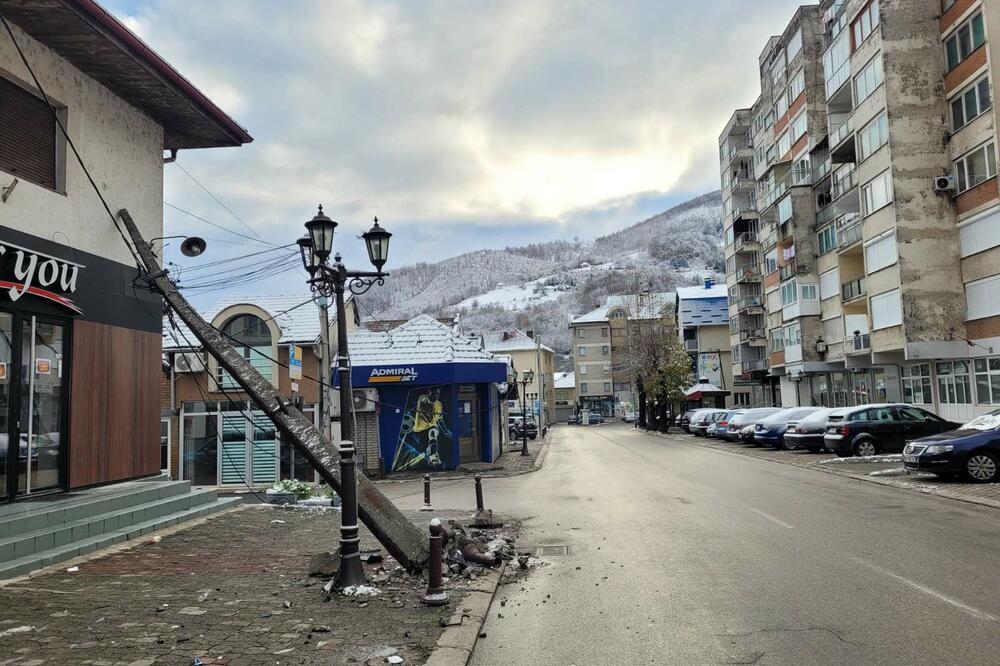 Udareni stub, Foto: Jadranka Ćetković