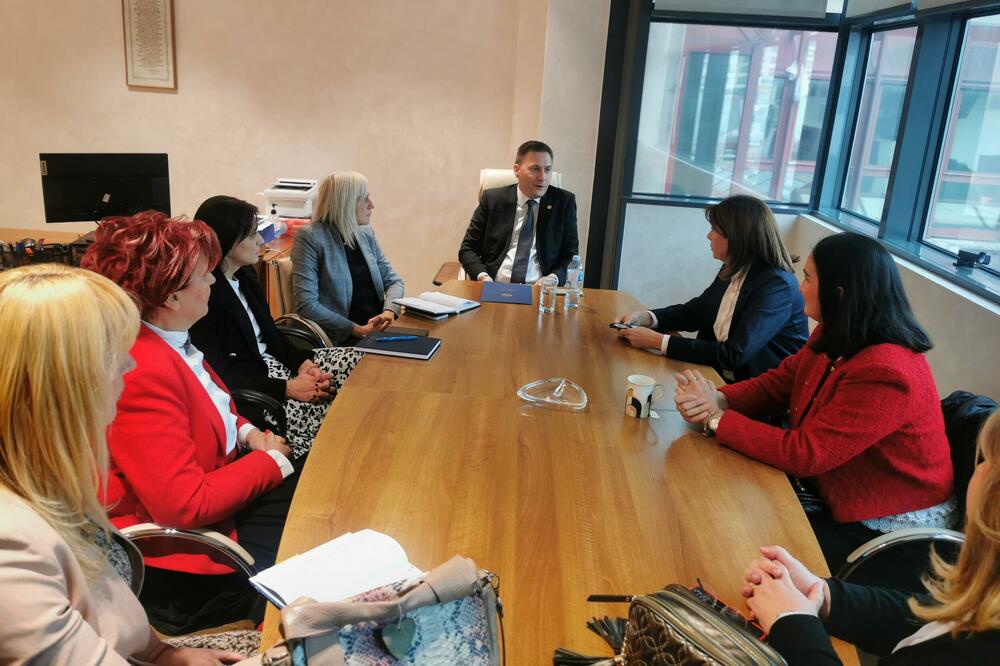 Sa sastanka ministra zdravlja sa predstavnicima farmaceutske komore, Foto: Ministarstvo zdravlja