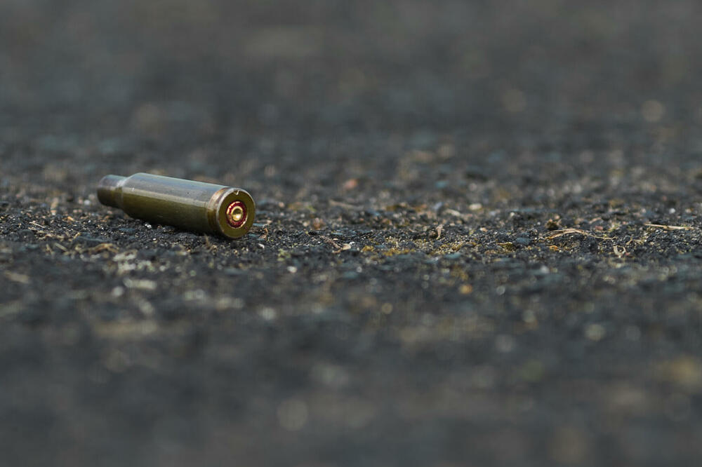 U pucnjavi u Rožajama ranjen i policajac (ilustracija), Foto: Shutterstock