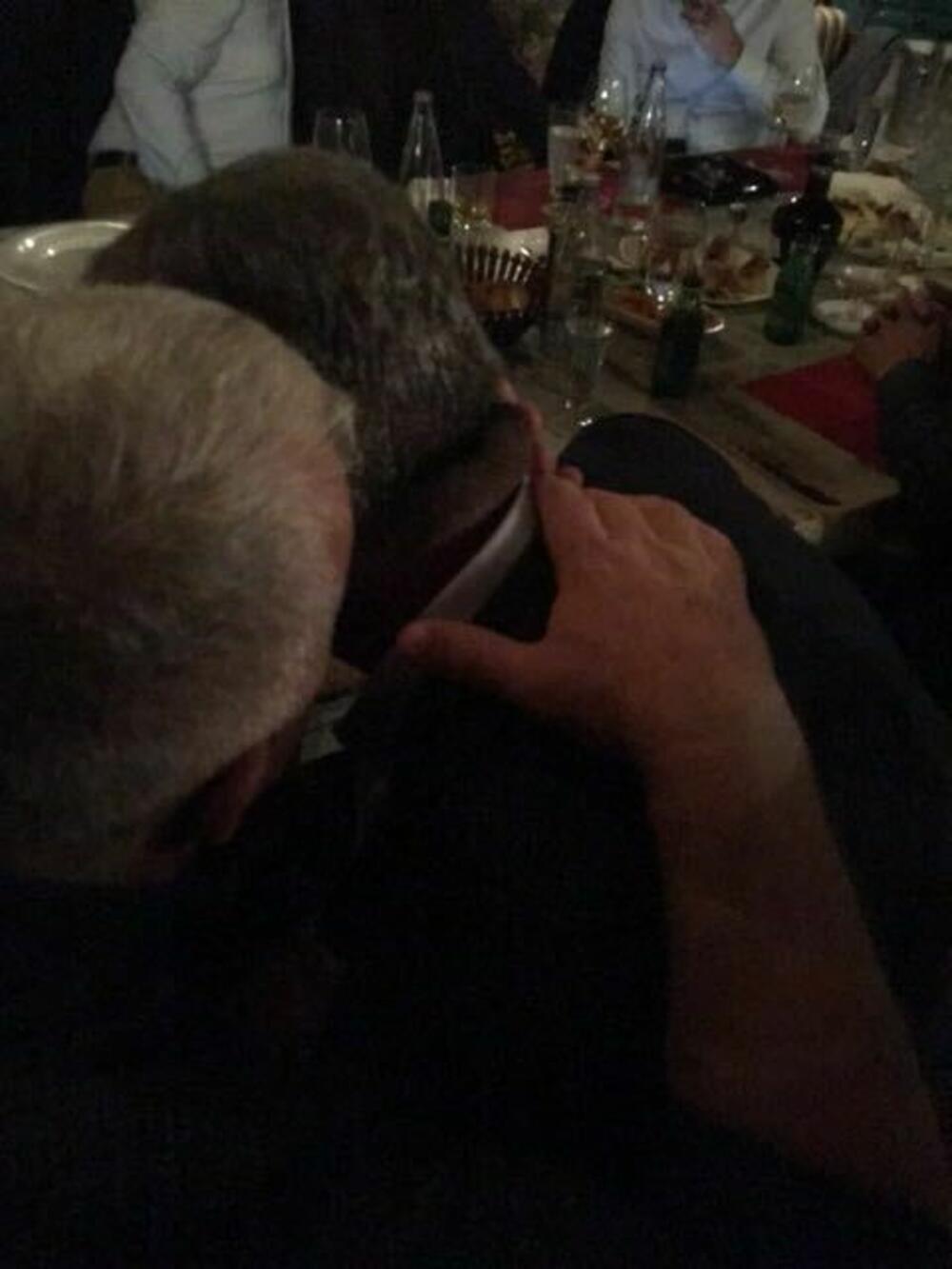 Slao dokaz da mu otac priča sa Đukanovićem