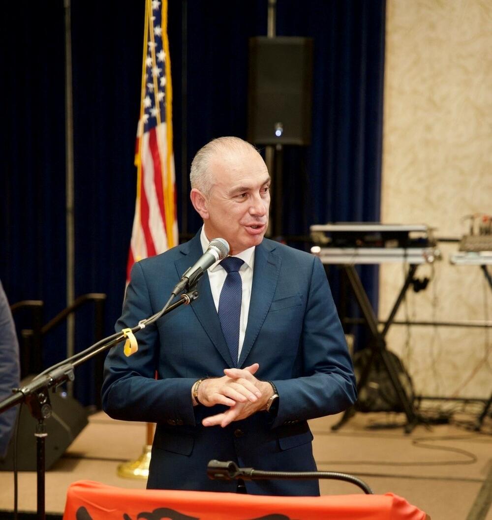 Fatmir Đeka, Njujork