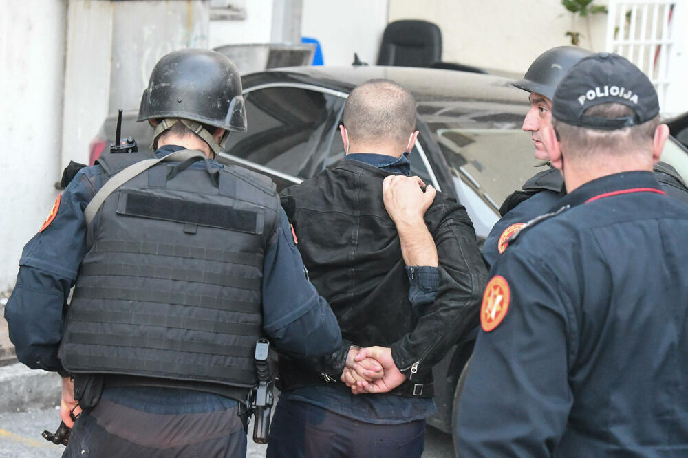 Hapšenje Đokaja nakon ubistva Šejle Bakije, Foto: SAVO PRELEVIC