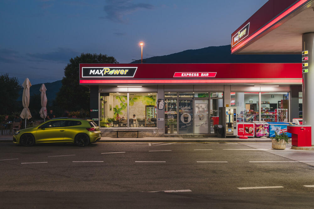 <p><em>Euro Petrol - Tvoj pouzdan saputnik na putu prema nagradi!</em></p>