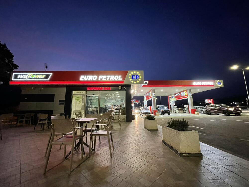 <p><em>Euro Petrol - Tvoj pouzdan saputnik na putu prema nagradi!</em></p>