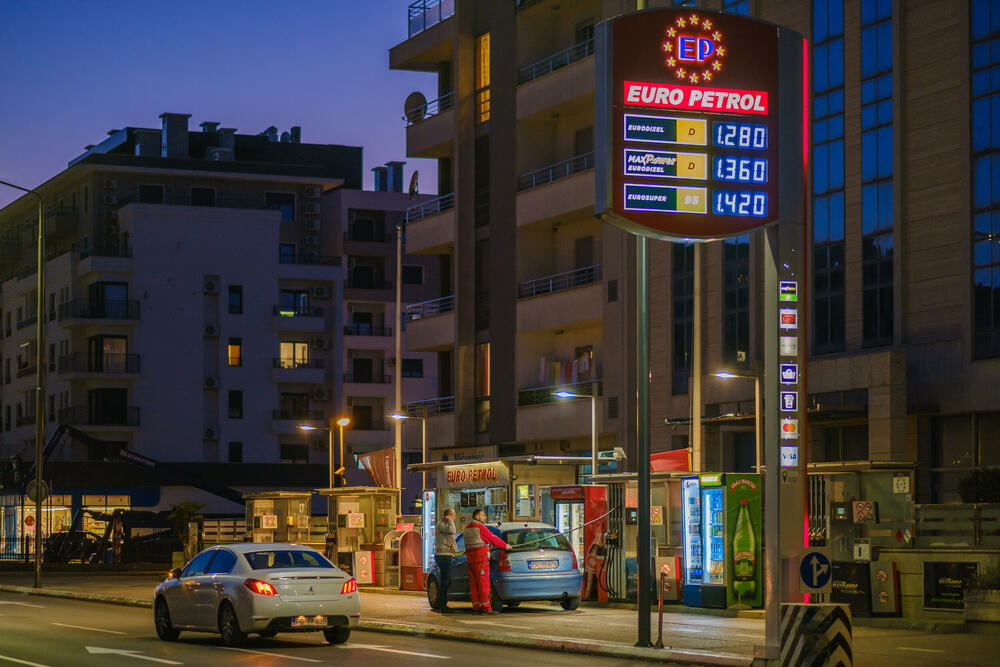 <p><em>Euro Petrol - Tvoj pouzdan saputnik na putu prema nagradi!</em></p>