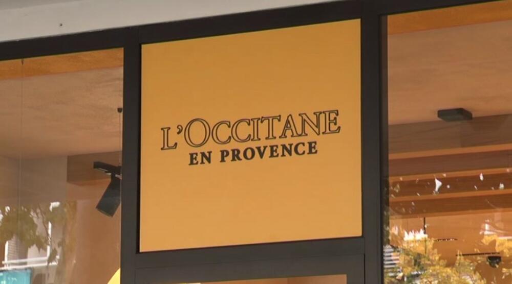 <p>Od danas premium kozmetika možete pronaći u radnji L’Occitene u ulici Džordža Vašingtona 77. Na događaju su prisustvovale mnogobrojne zvanice, poznate ličnosti, ljubitelji premium, prirodne kozmetike...</p>